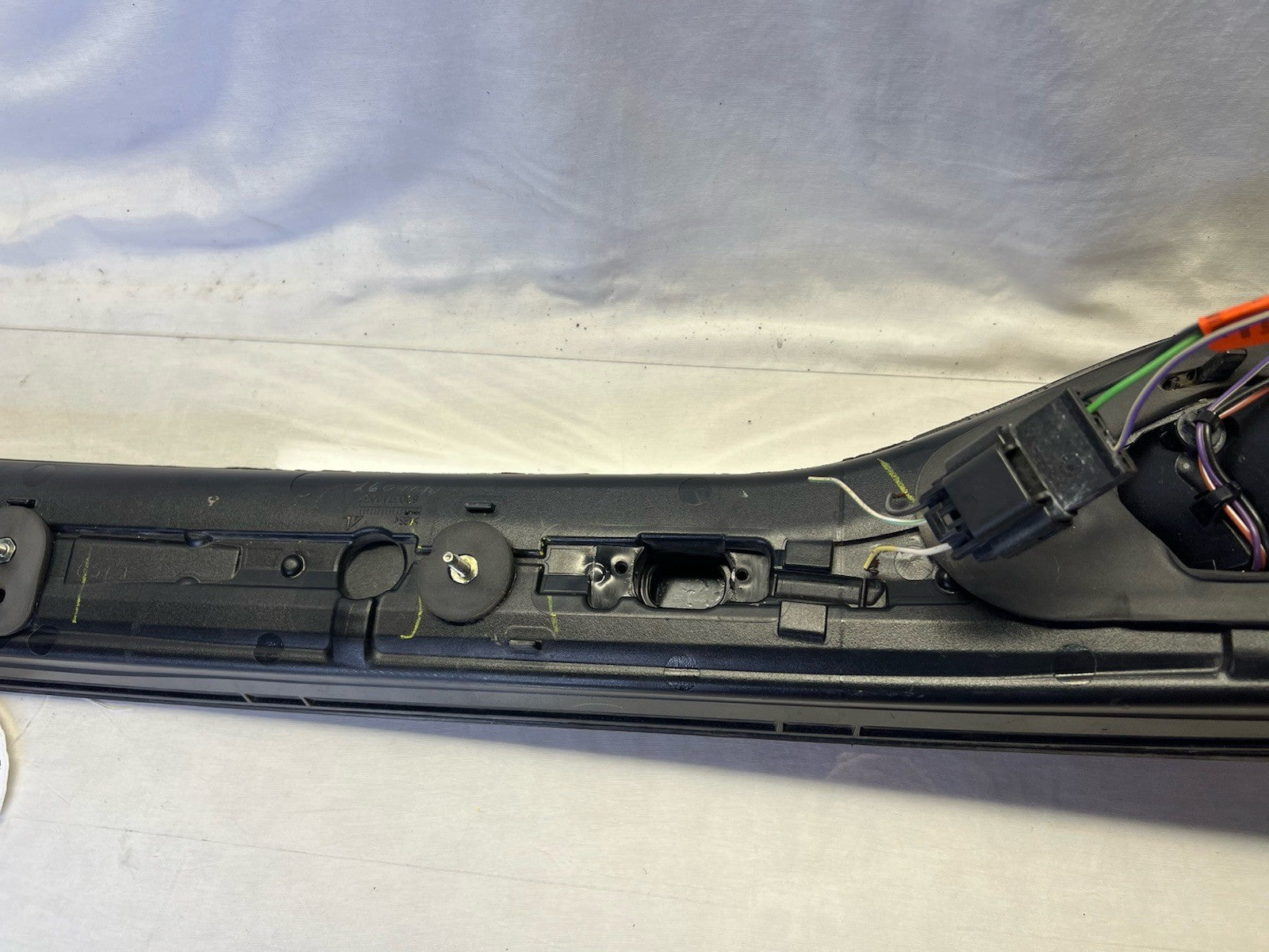 ✅ 2013-2016 Dodge Dart LED Trunk center Tail Light Lamp Brake Panel OEM TESTED