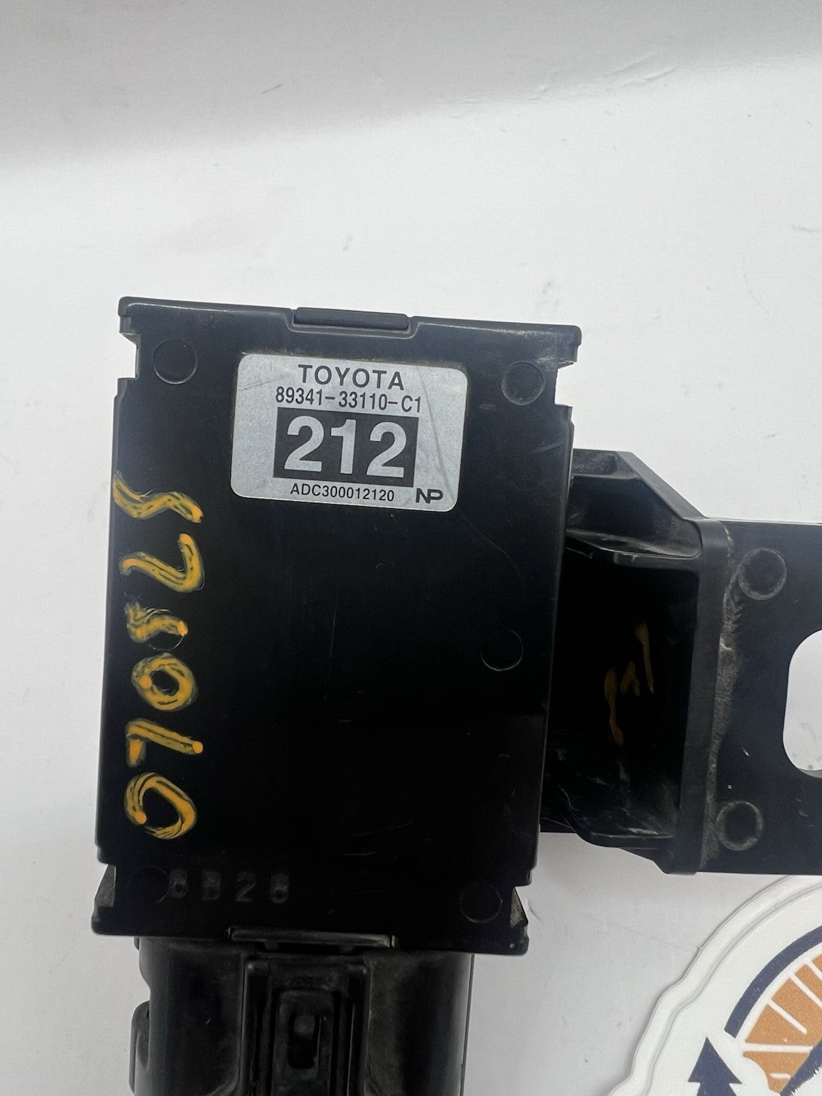 ✅2007-2009 Lexus ES350 front bumper 2 parking sensors 89341-33110-C1 OEM