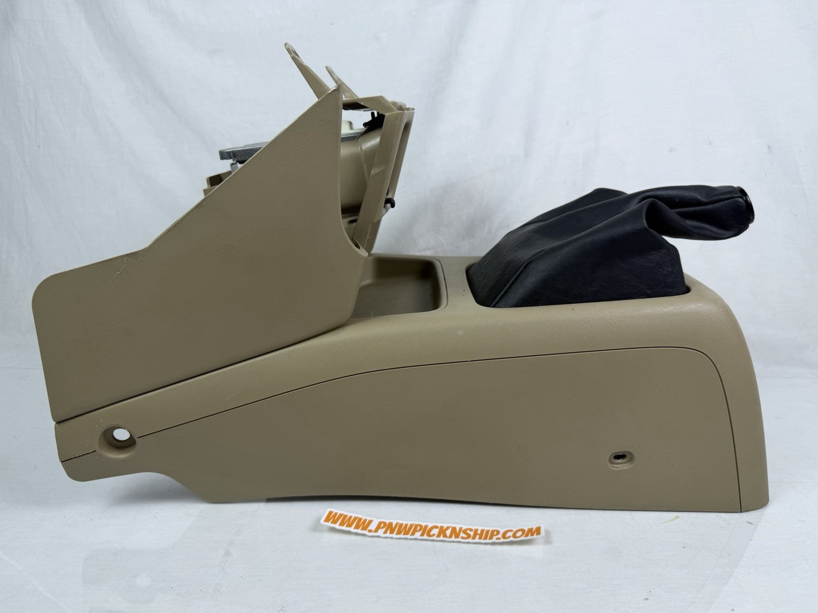 ✅ 02-06 Honda CRV Manual Transmission shifter Shift lower center console Ivory