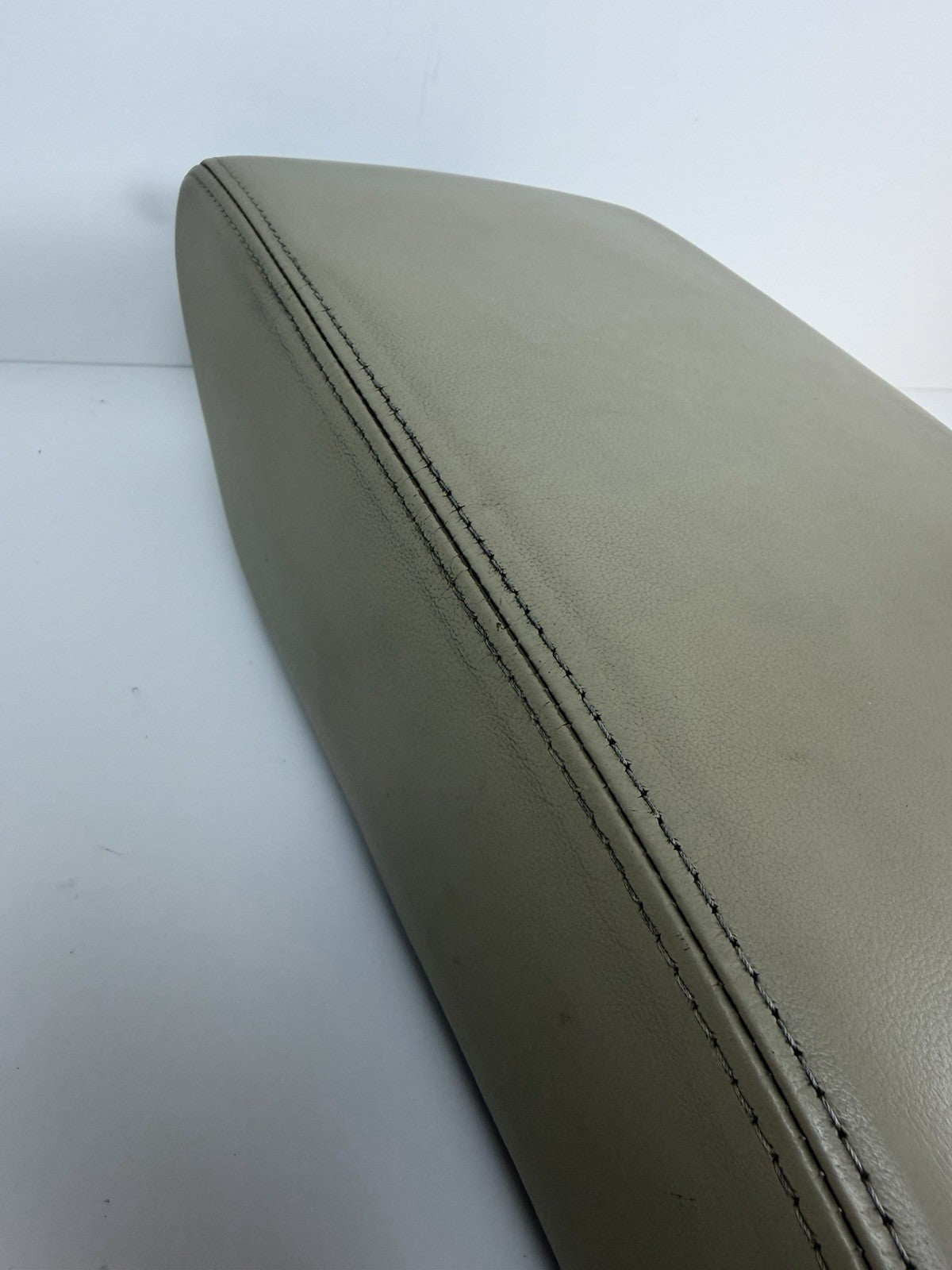 ✅ 1998-2005 Lexus GS300 GS400 GS430 Center Console Lid Tan Beige Leather OEM