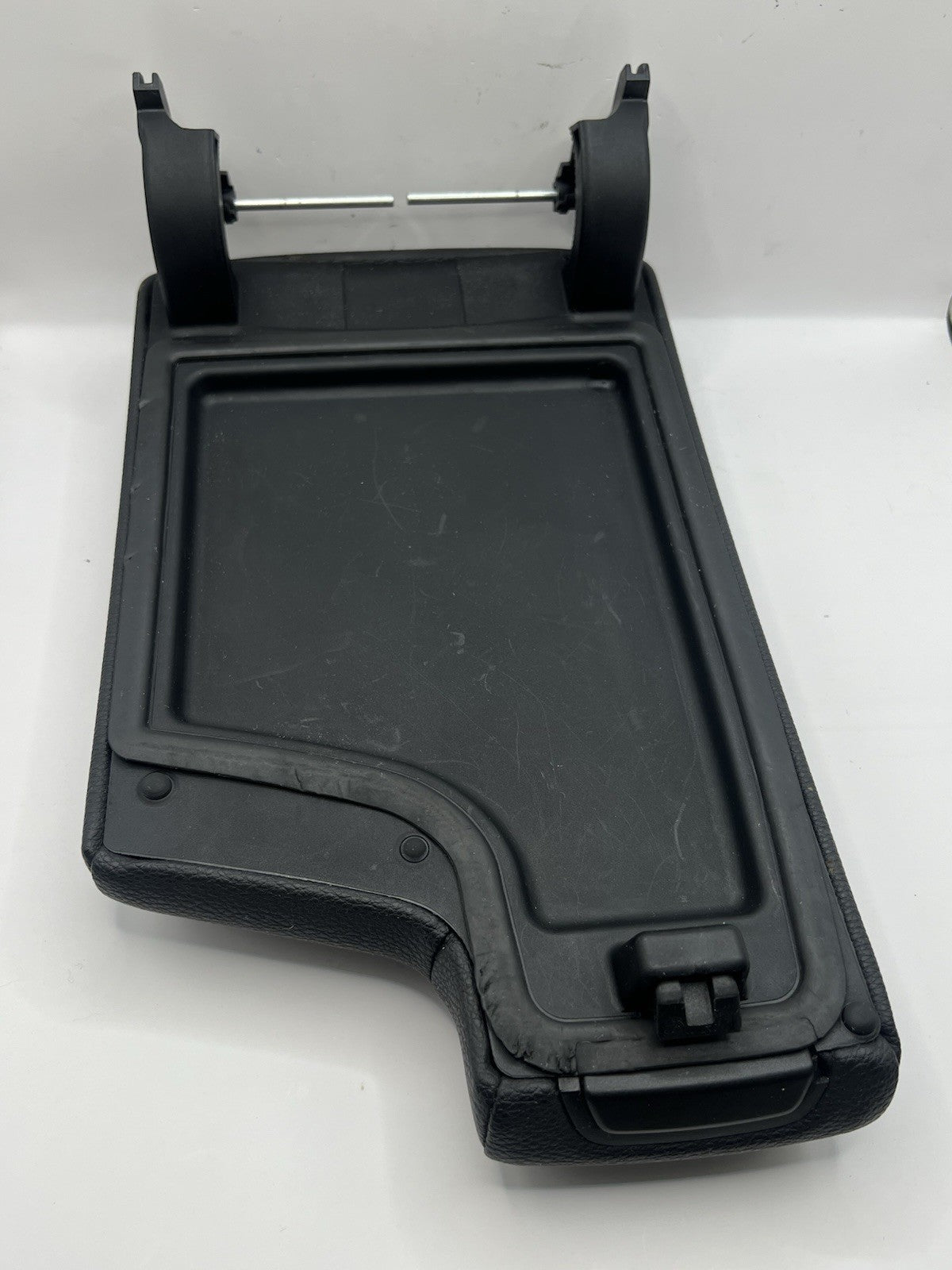 ✅ 2011 - 2013 BMW E90 E92 E93 328I 335I PLEATHER CENTER CONSOLE ARM REST OEM