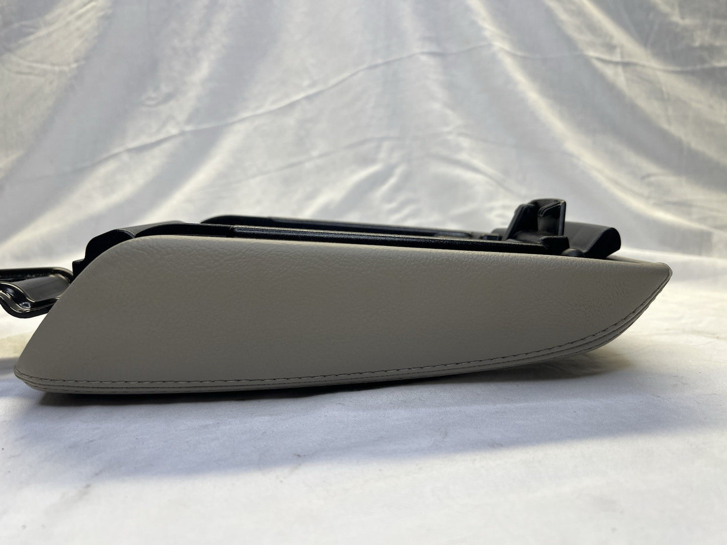 ✅ 2012-2014 Ford Focus Center Console Lid Armrest Arm Rest TAN BEIGE 12 Inch OEM