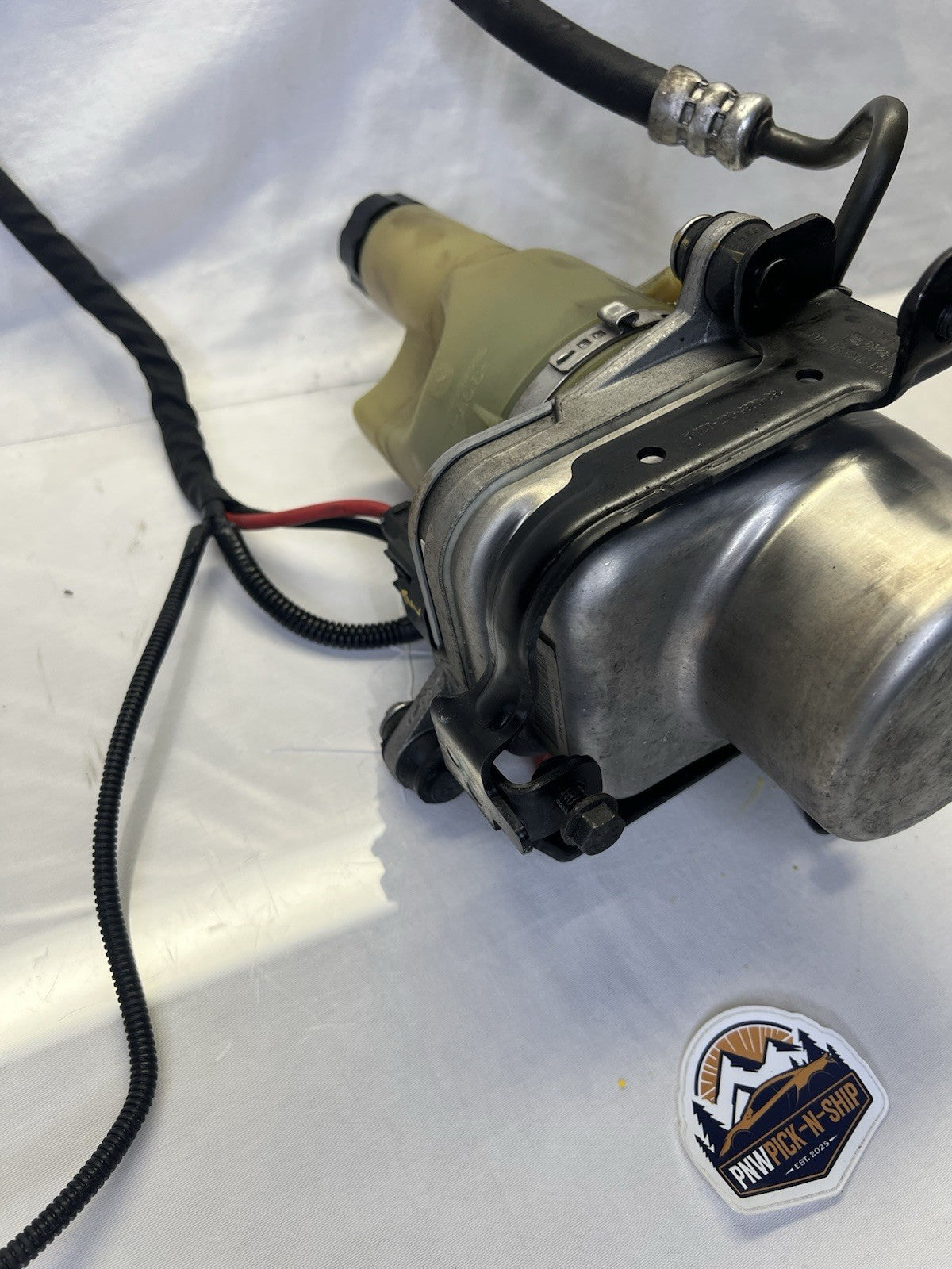 ✅ 04-13 Volvo S40 C70 C30 V50 Electric Power Steering Pump OEM Bracket & Pigtail