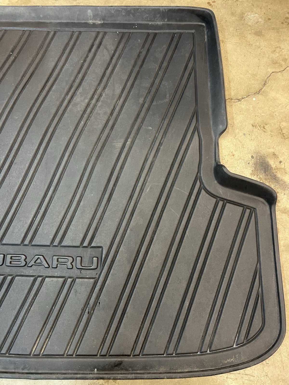 ✅ 2006-2009 Subaru Outback Legacy Rear Trunk Cargo Liner Black Floor Mat OEM