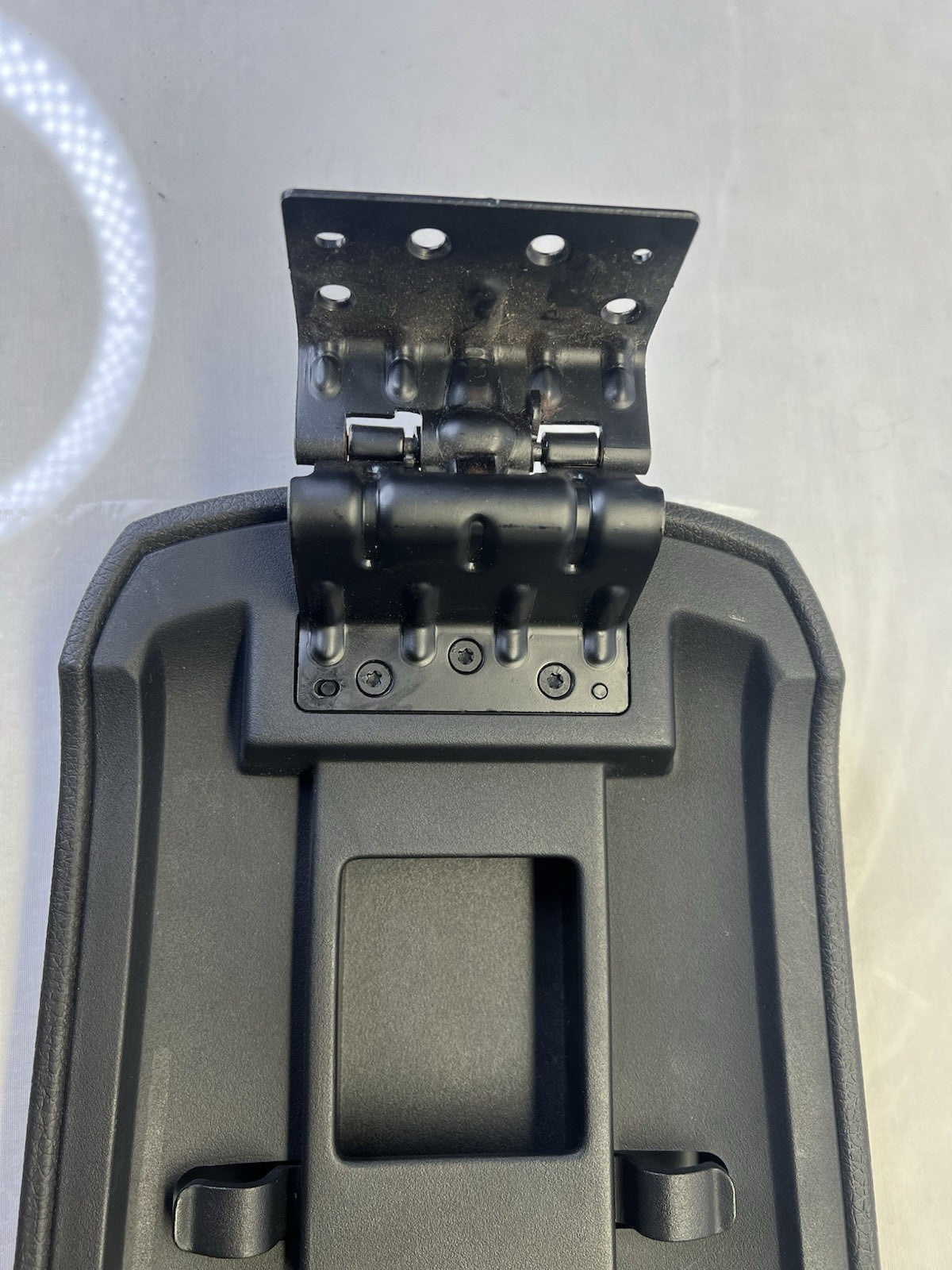 ✅ 2007-2010 Ford Edge Black Vinyl Center Console Armrest Lid OEM