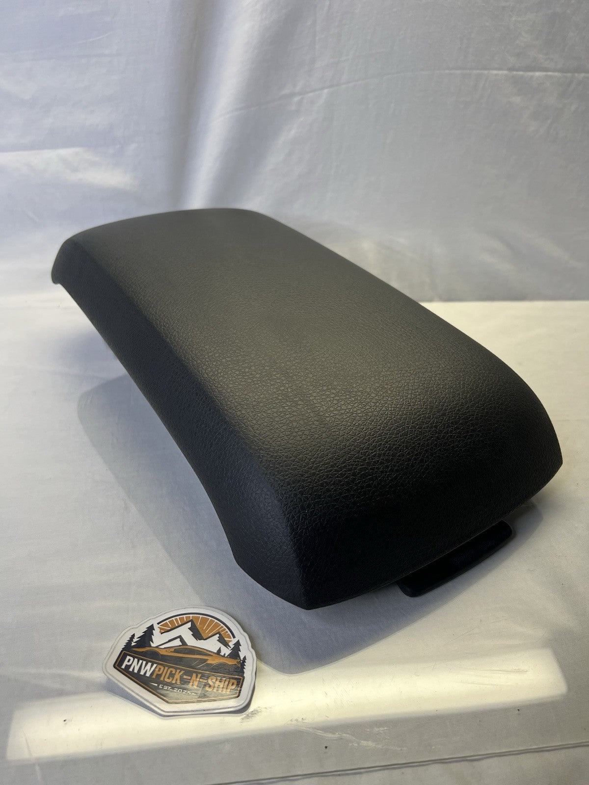✅ 2007-2010 Ford Edge Black Vinyl Center Console Armrest Lid OEM