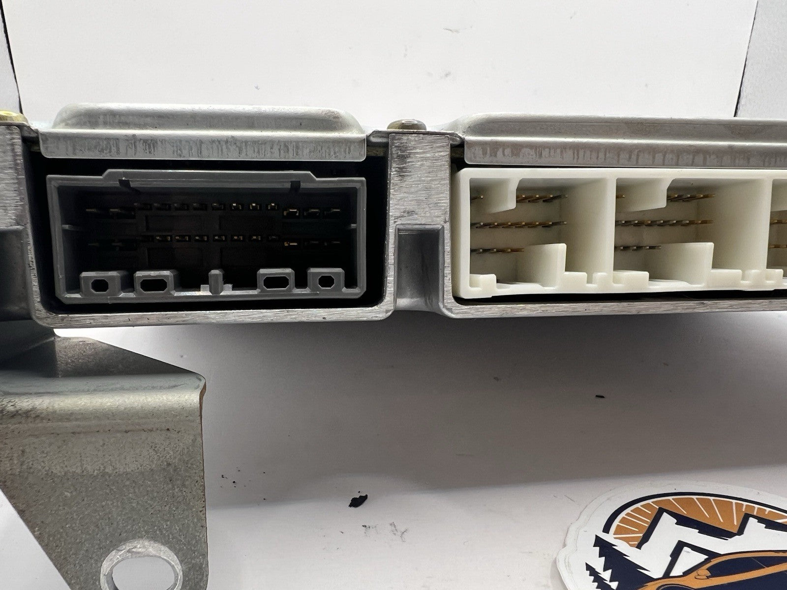 ✅ 2000 LEXUS GS300 Engine Control Module 89666-30030