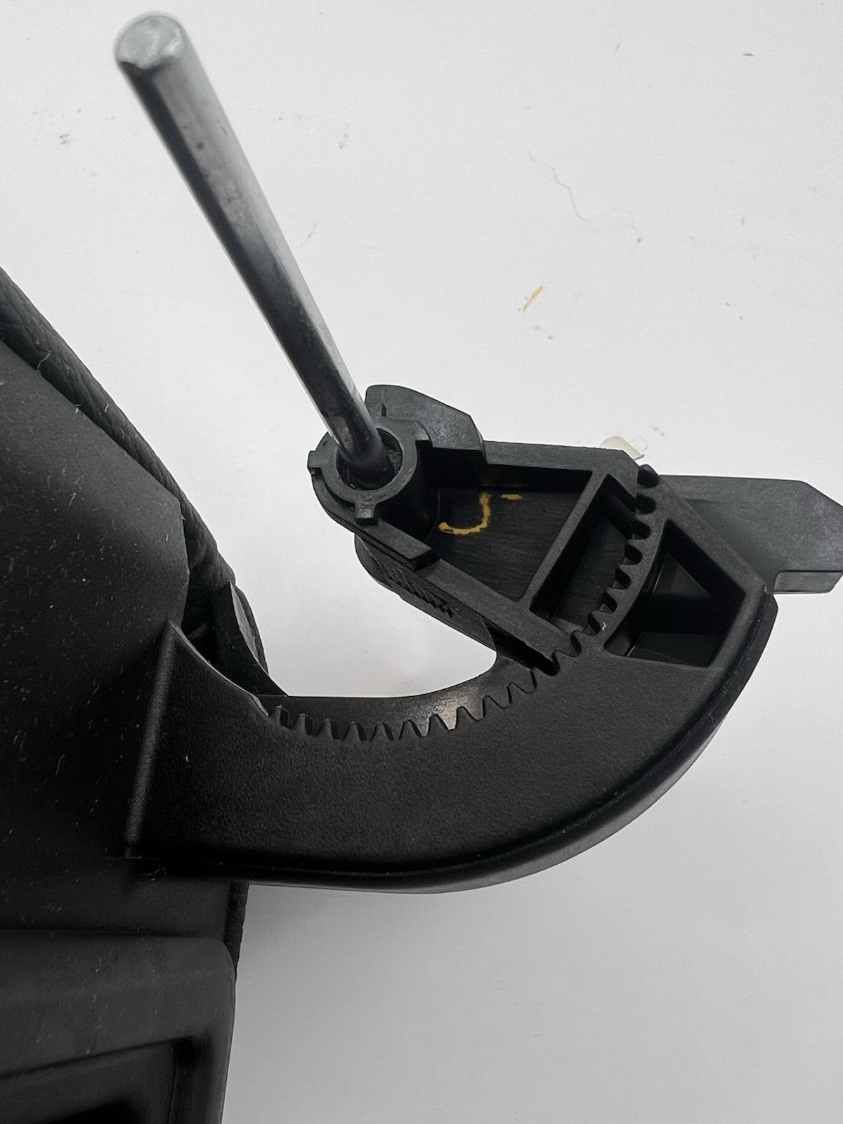 ✅ 2011 - 2013 BMW E90 E92 E93 328I 335I PLEATHER CENTER CONSOLE ARM REST OEM