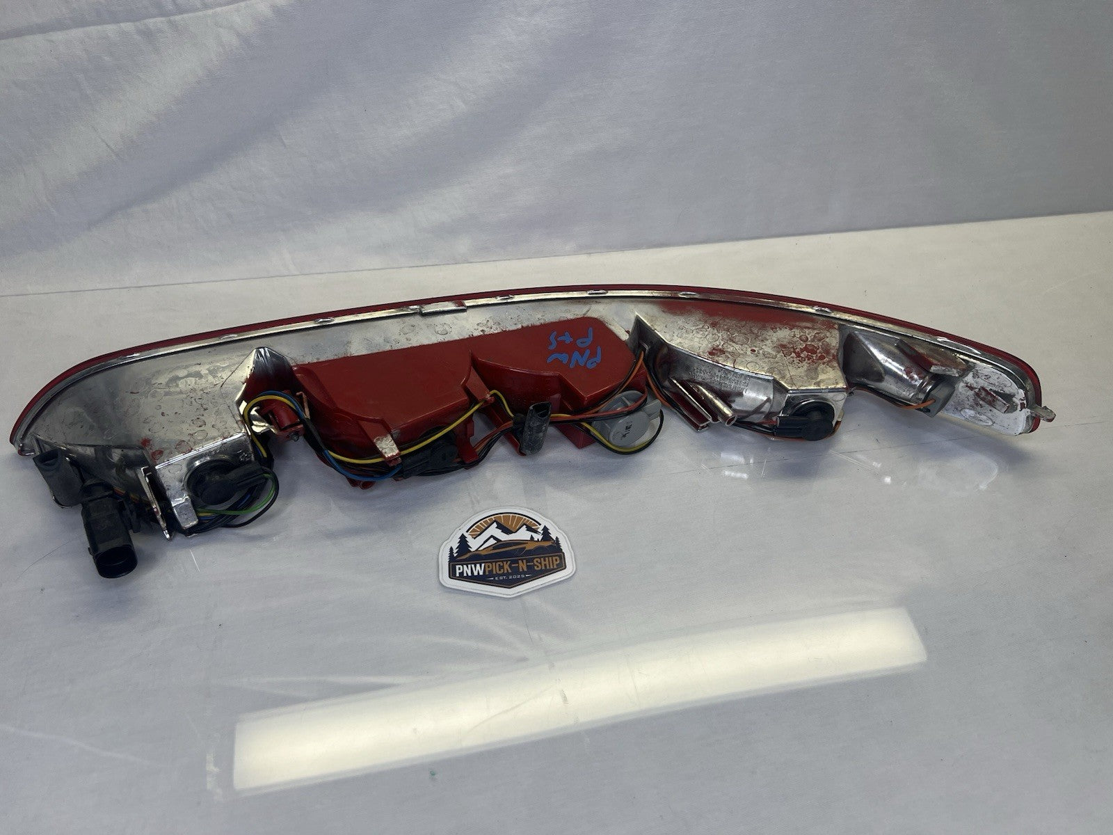 ✅2009-2017 OEM Audi Q5 Right Passenger Side Bumper Mounted Tail Light 8R0945096B