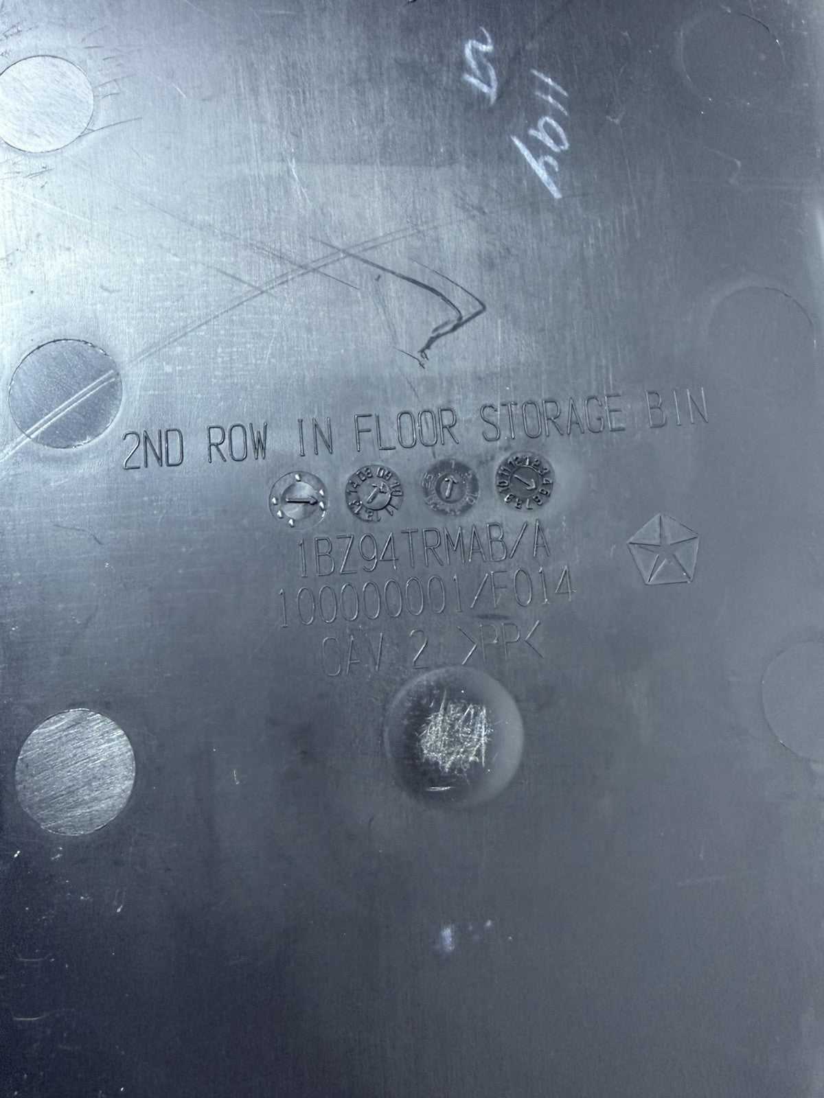 ✅ 2011-2020  Dodge Journey Floor Storage Bin Lid Cover 2nd Row 1BZ93DX9AE OEM