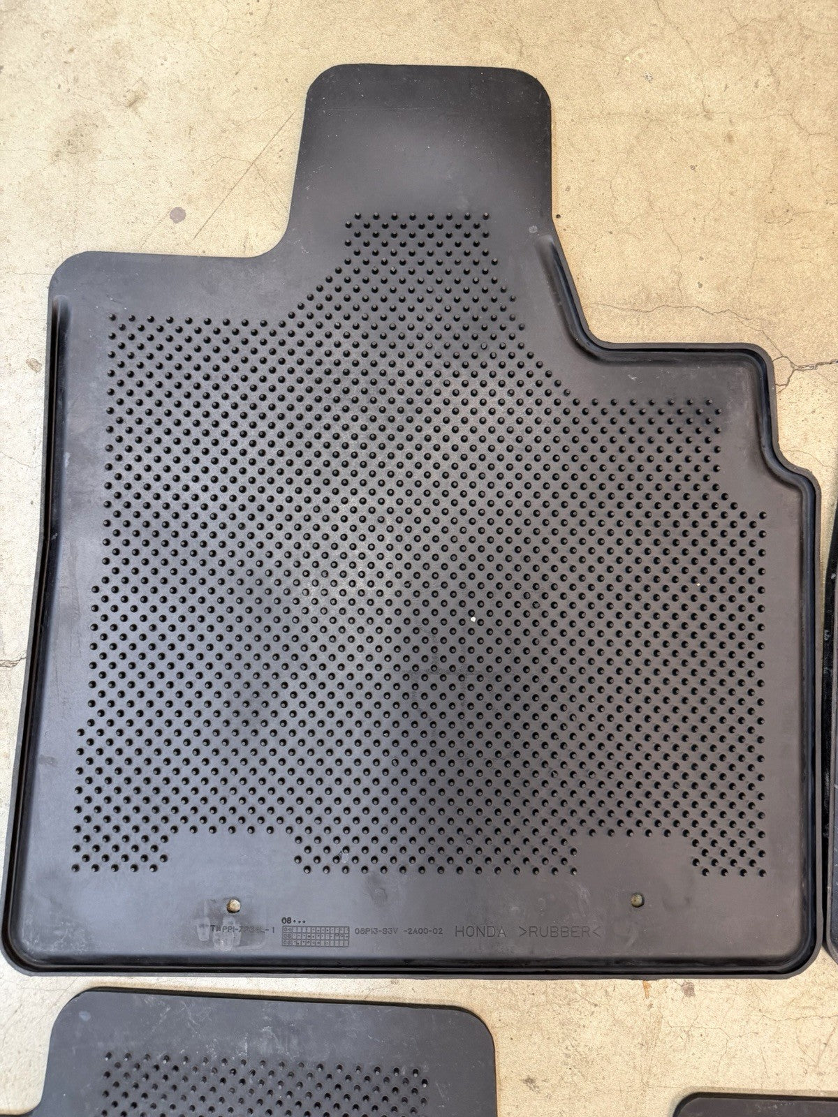 ✅ 2001-2006 Acura MDX OEM Black Rubber All Weather Floor Mats 3pc Front/2nd row